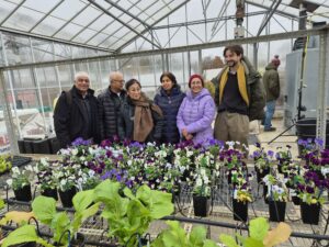 IRDC participants at the UoR growth facilities.
