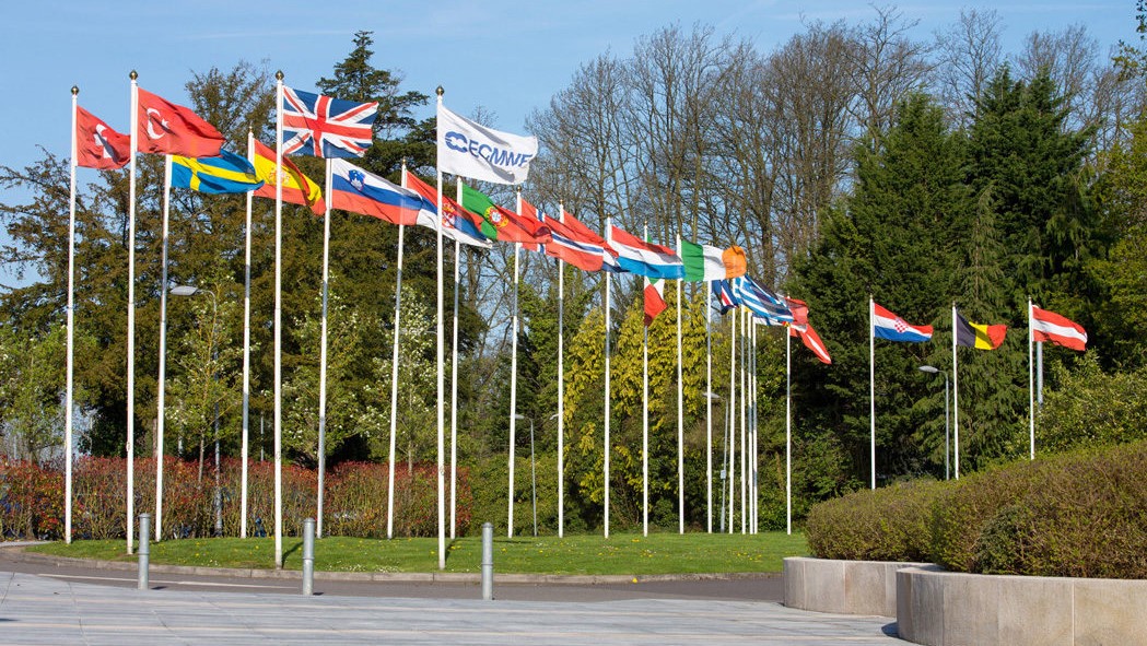 Flags outside the ECMWF building