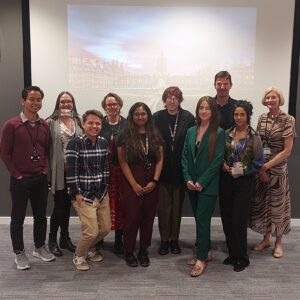 A photo of the seminar attendees