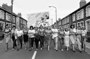 women-marching-on-strike